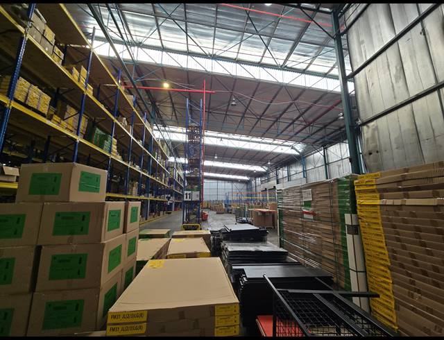 5,666M² WAREHOUSE TO LET IN EPPING INDUSTRIAL